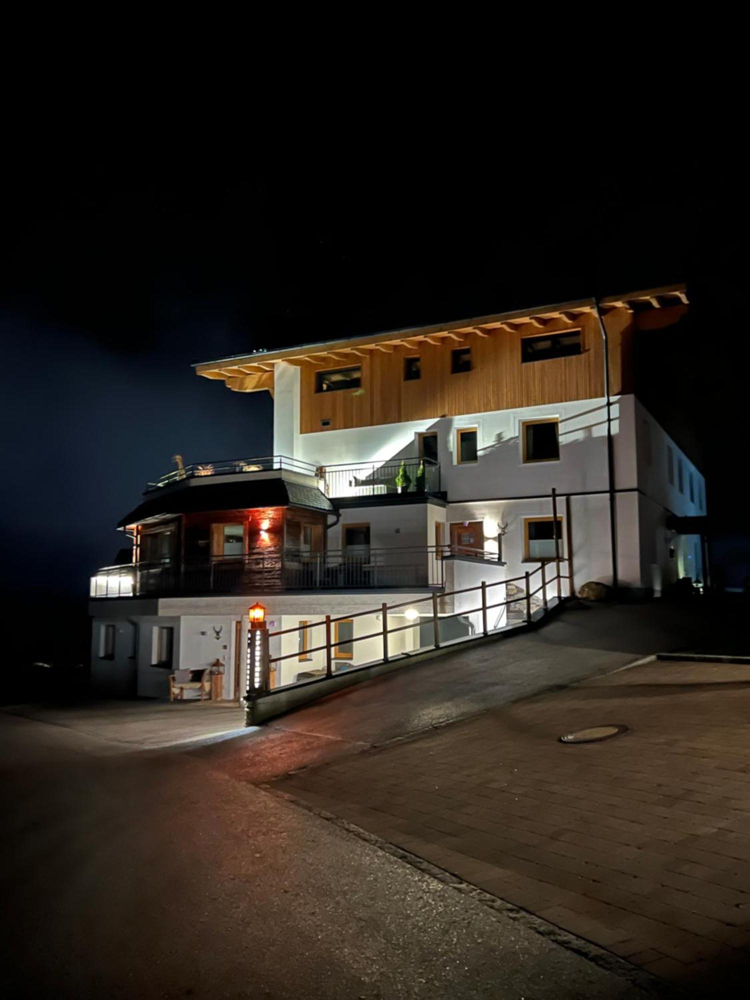 Luxus Ferienwohnung Almhuette Brixen im Thale Exterior foto